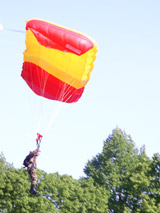 Parachutist landt