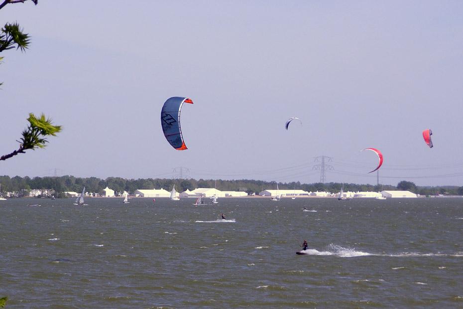 Kitesurfer bij Muiderberg