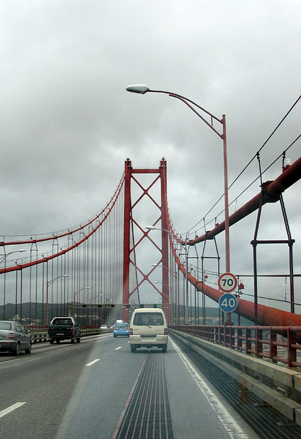 Ponte 25 de Abril