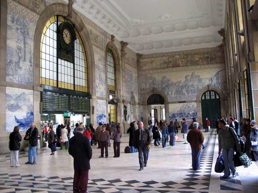 Station Sao Bento te Porto