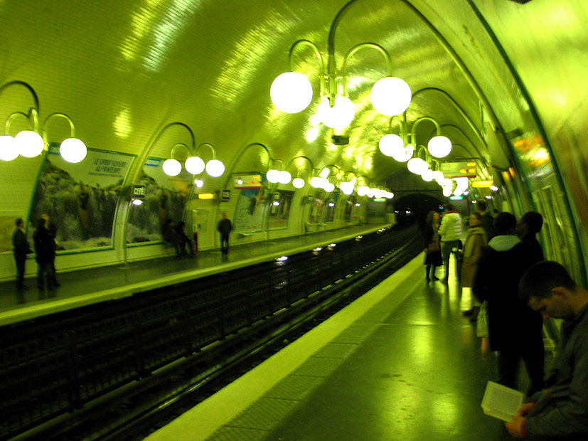 Metro in Parijs