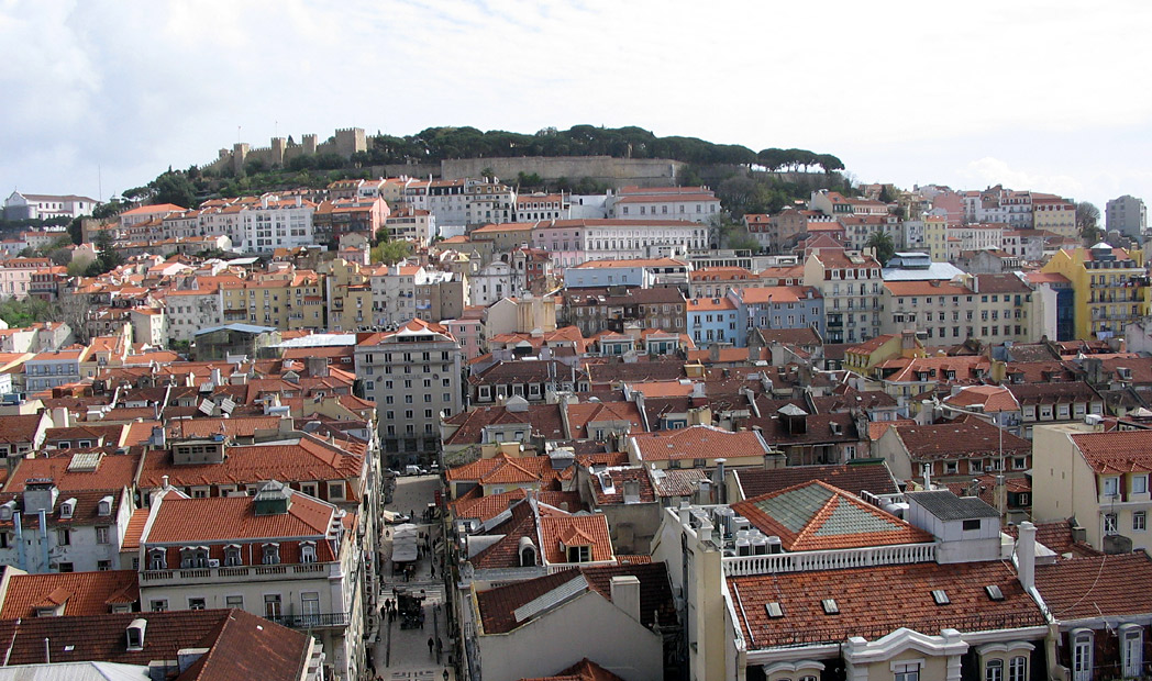 Panorama vanaf het Elevador da Santa Justa